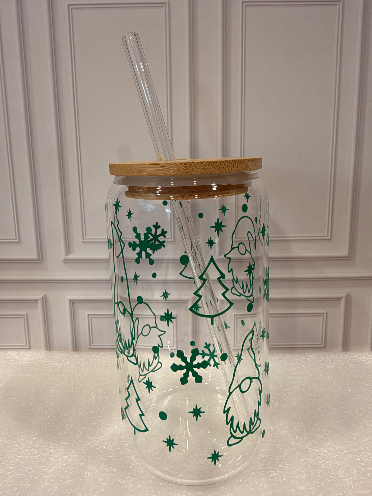 Christmas Gnome Glass Tumbler – 16 oz, Custom Vinyl Color